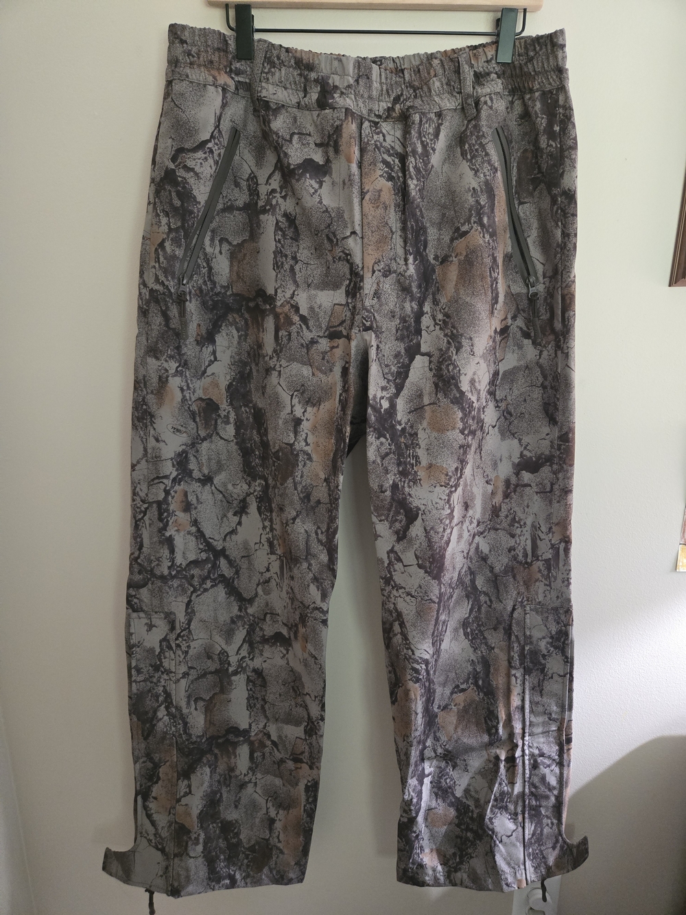 Natural Gear Camouflage Hunting Pants Men's Medium Tree Bark Camo NWOT Outdoor